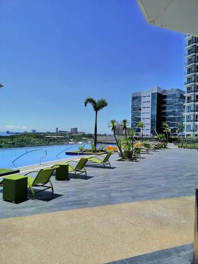 מקטאן Mactan Newtown Beach Condo מראה חיצוני תמונה