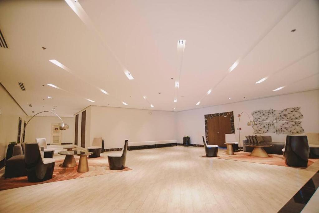 מקטאן Mactan Newtown Beach Condo מראה חיצוני תמונה